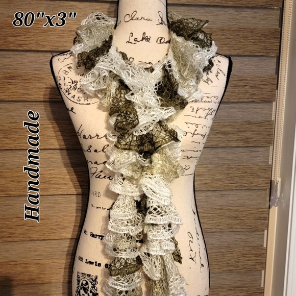 Handmade Knit Scarf - Picture 2 of 9